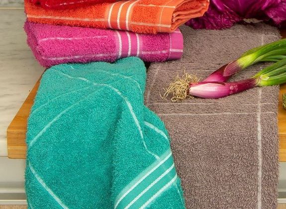 Limpiá tus repasadores de manera sencilla y efectiva - novedades de lencería mayorista en Michi Lencería