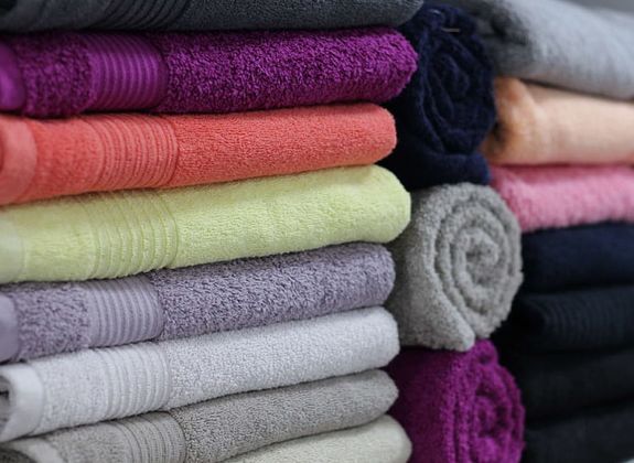 Toalla o capa de baño: elegí la adecuada para tu bebé - toallas mayoristas en Michi Lencería