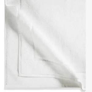 ALF. BAÃO CANNON 640 GR. 45 x 75 Línea Hotelera Batas
