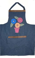 DELANTAL JEAN C/ DETALLES EN CUERO
